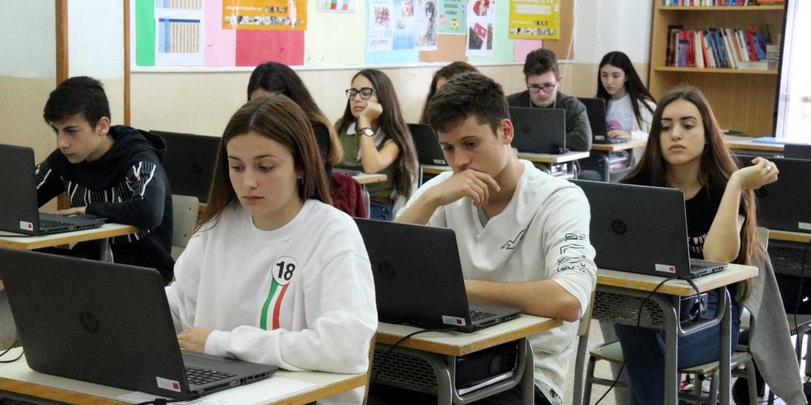 Preocupant: L’alumnat català a la cua de l’Estat en comprensió lectora i recula en els tres àmbits de l’informe PISA