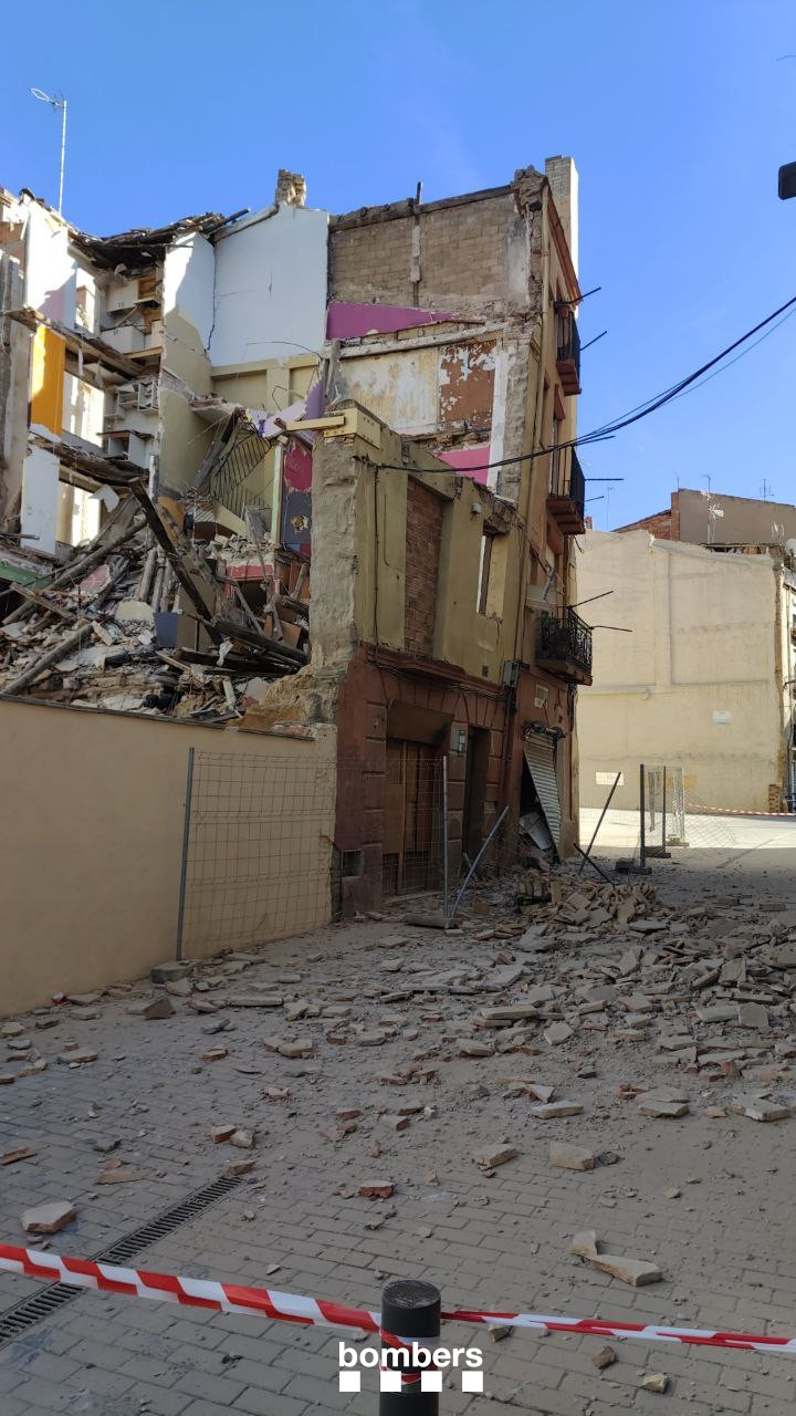 Última hora: S’esfondra un edifici a Lleida ciutat