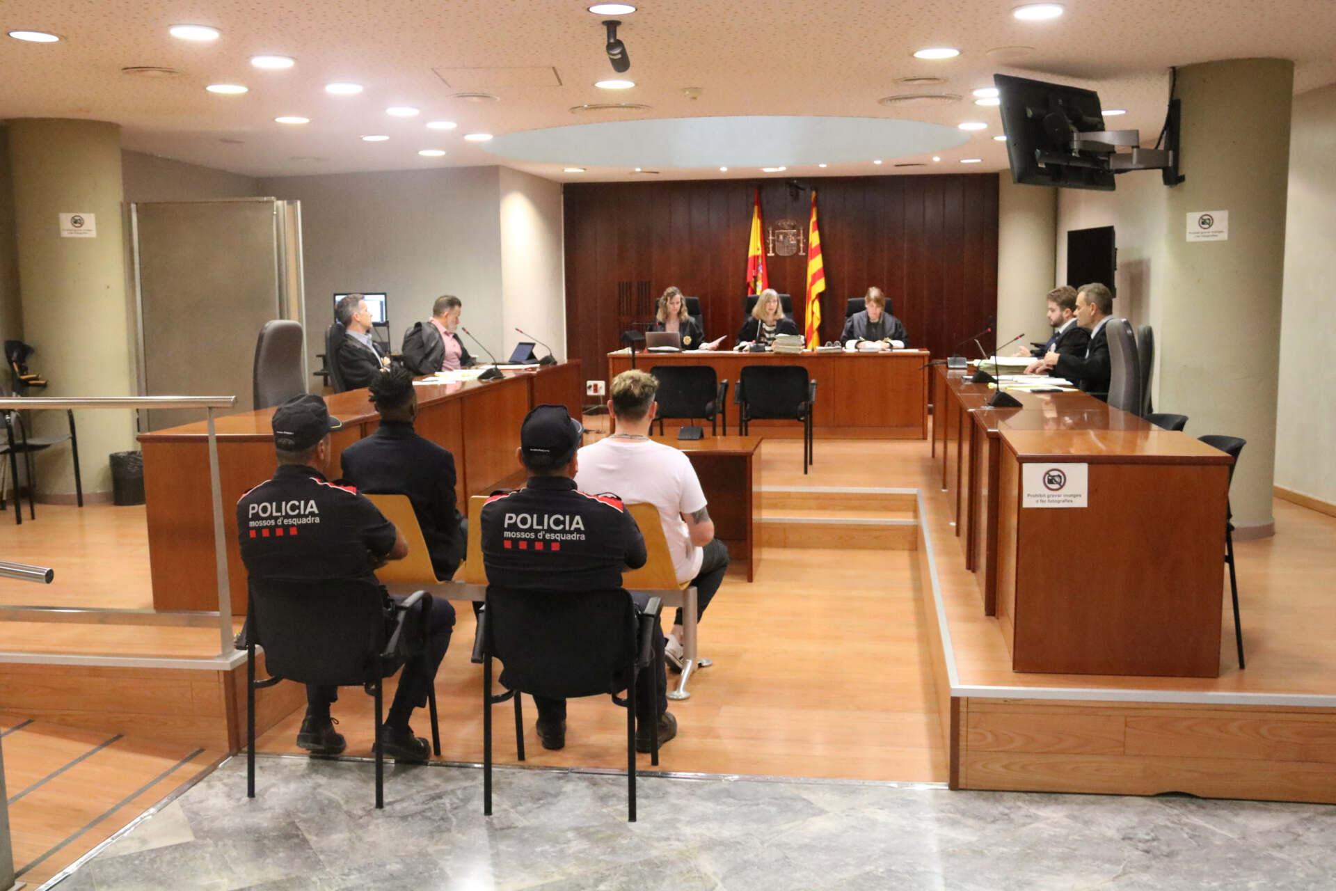 Comença el judici a Lleida contra dos homes acusats d’agressió sexual